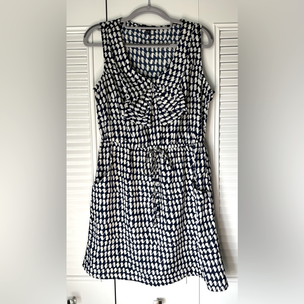 Cute Blue and White Short Dress - Women’s Medium